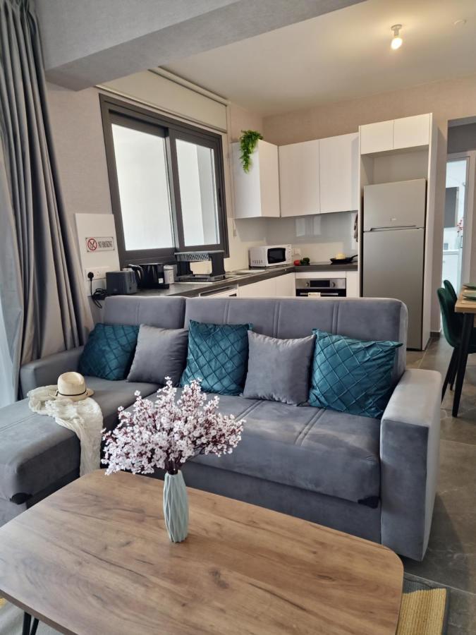 Carisa Deluxe Apartment With Jacuzzi 拉纳卡 外观 照片