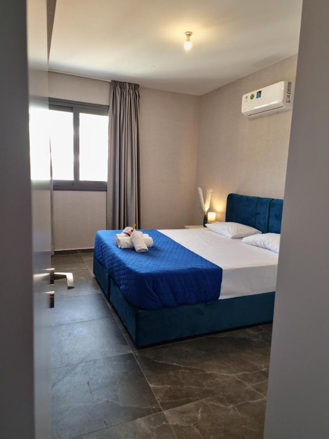 Carisa Deluxe Apartment With Jacuzzi 拉纳卡 外观 照片