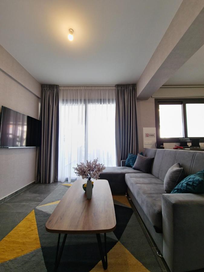 Carisa Deluxe Apartment With Jacuzzi 拉纳卡 外观 照片